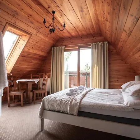 Willa Apart ホームステイ ザコパネ